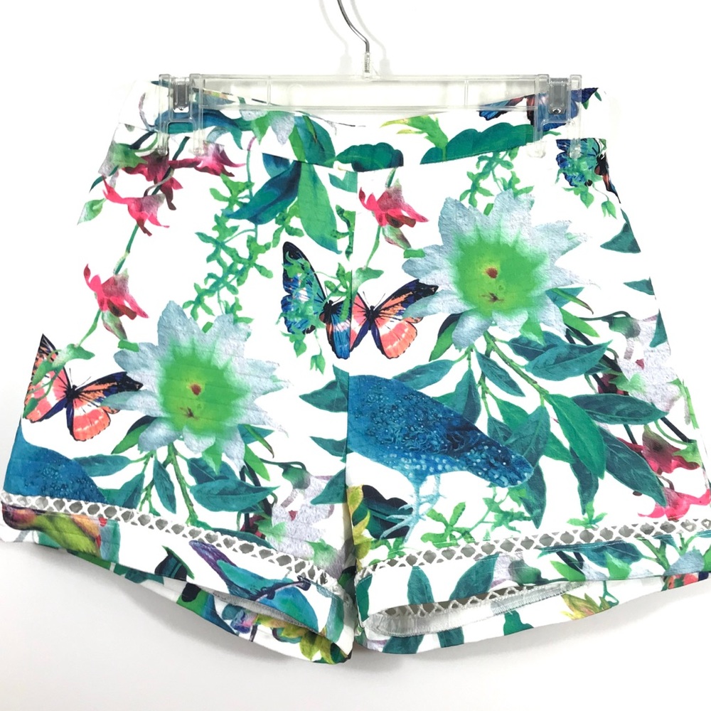ONE MARKET Quilted Lightweight Floral Bird SHORTS